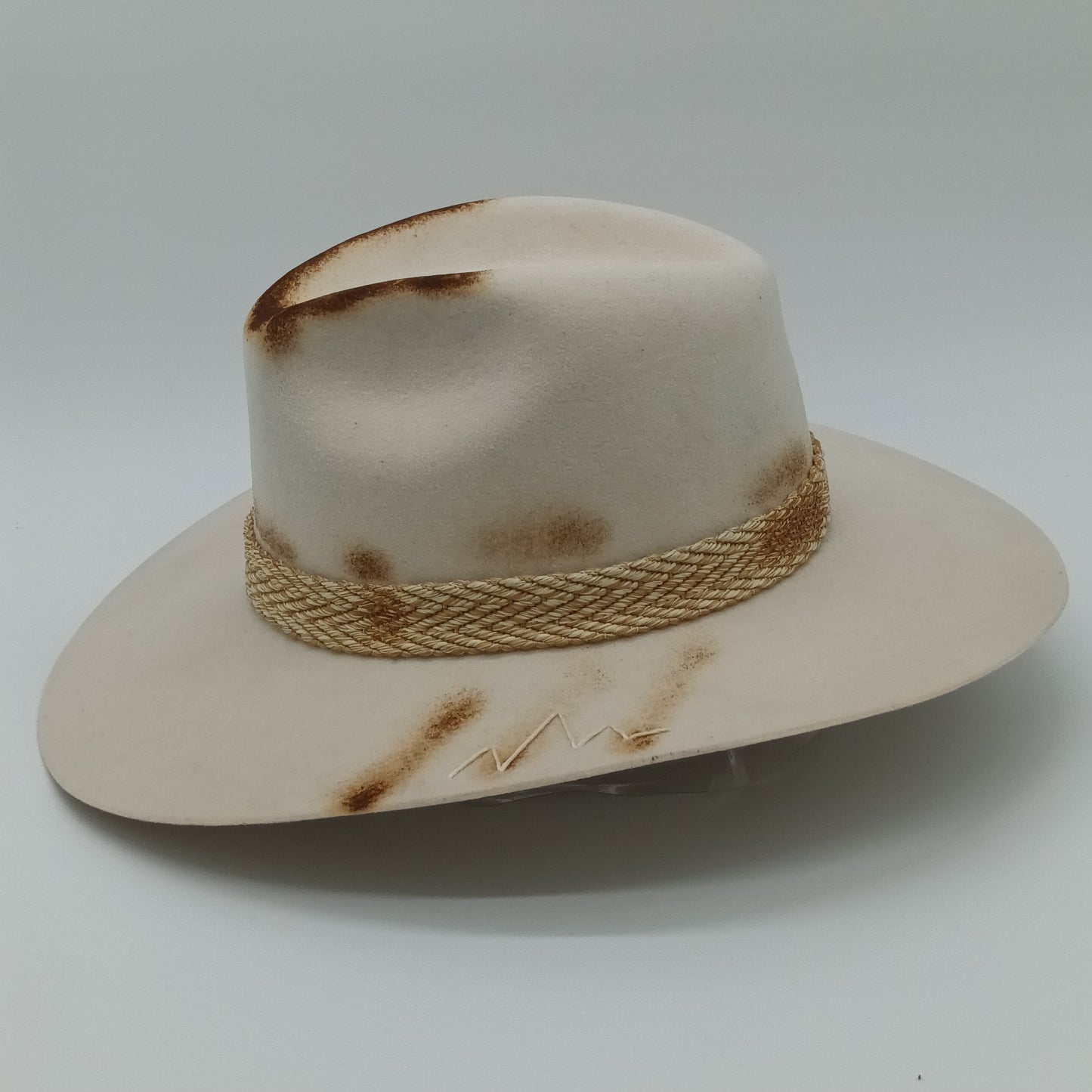 Sombrero Decorado 3 Gamuza Edición 2