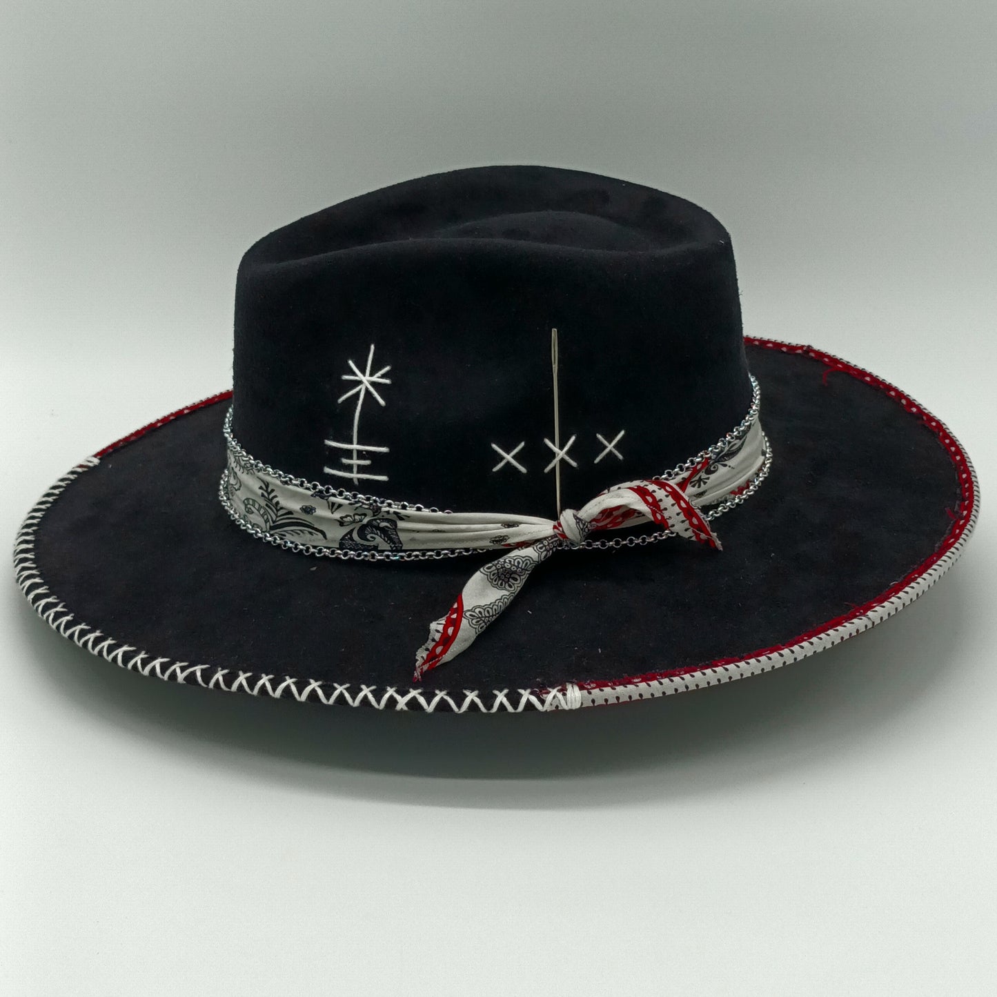 Sombrero Decorado 3 Gamuza Edición 2