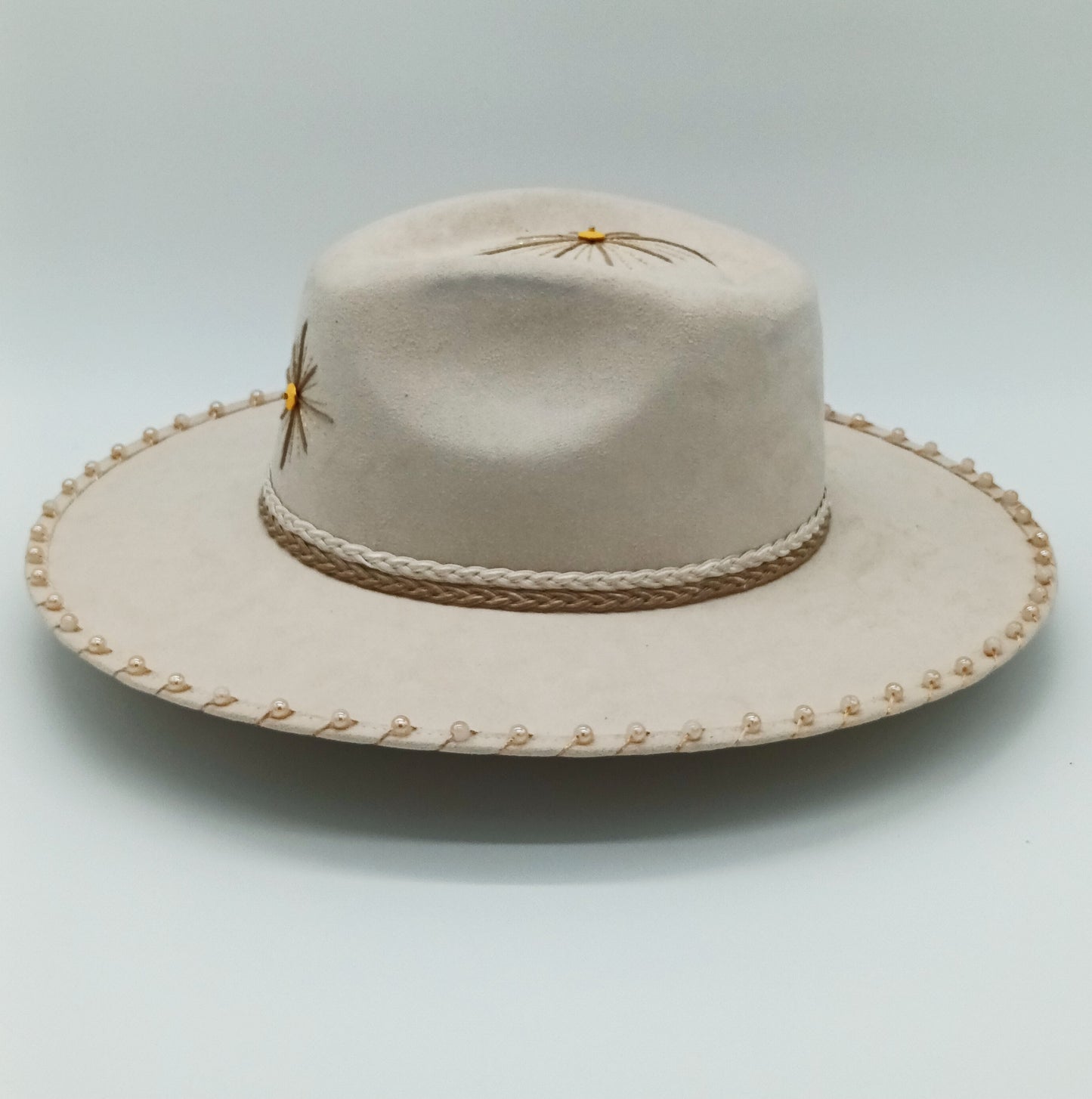 Sombrero Decorado 3 Gamuza Edición 2