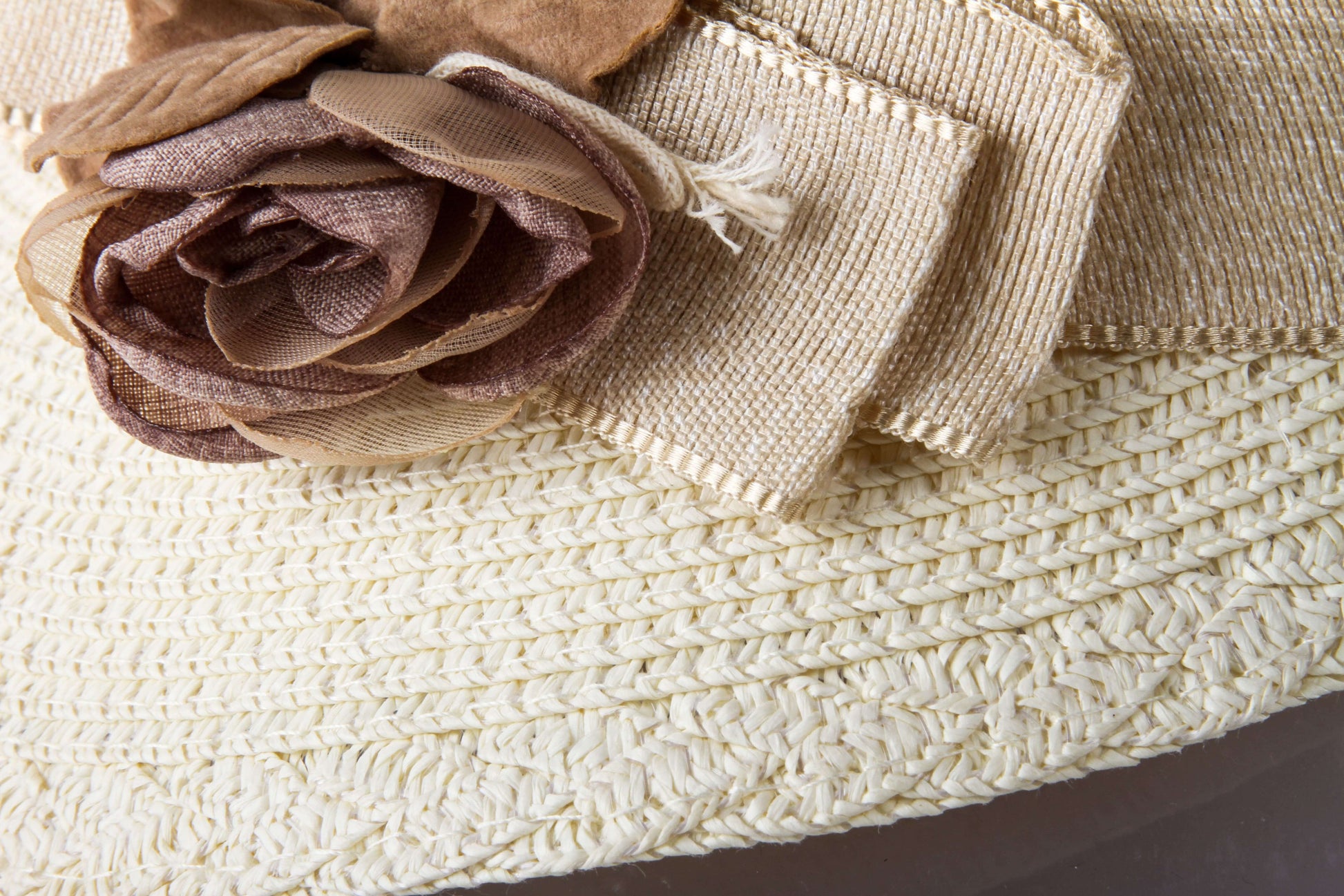 Visera Flor Café de Lado