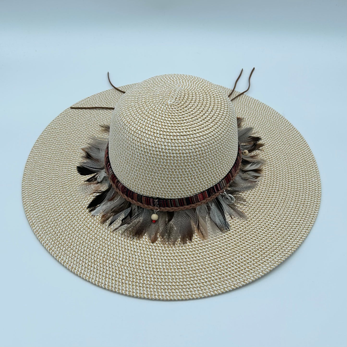 Dama GTM Plumas